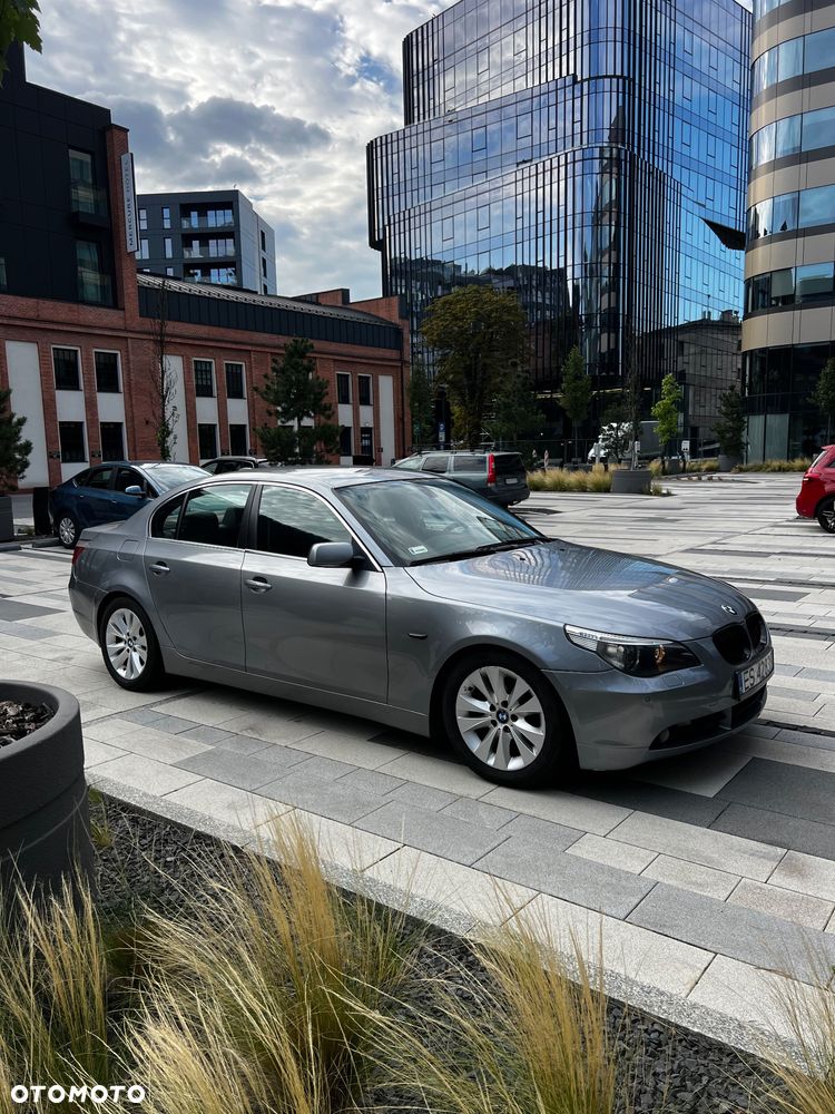 BMW Seria 5 525d - 1