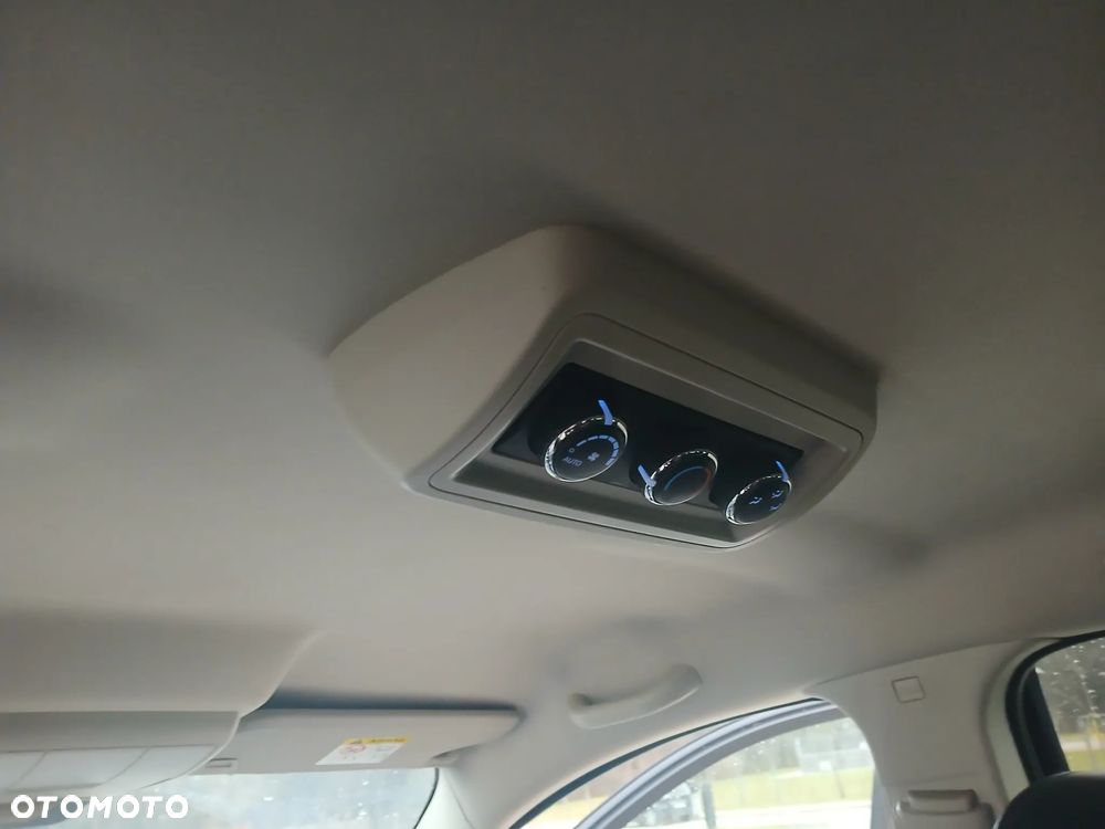 Fiat Freemont 2.0 Multijet 16V DPF Automatik Allrad Lounge - 19