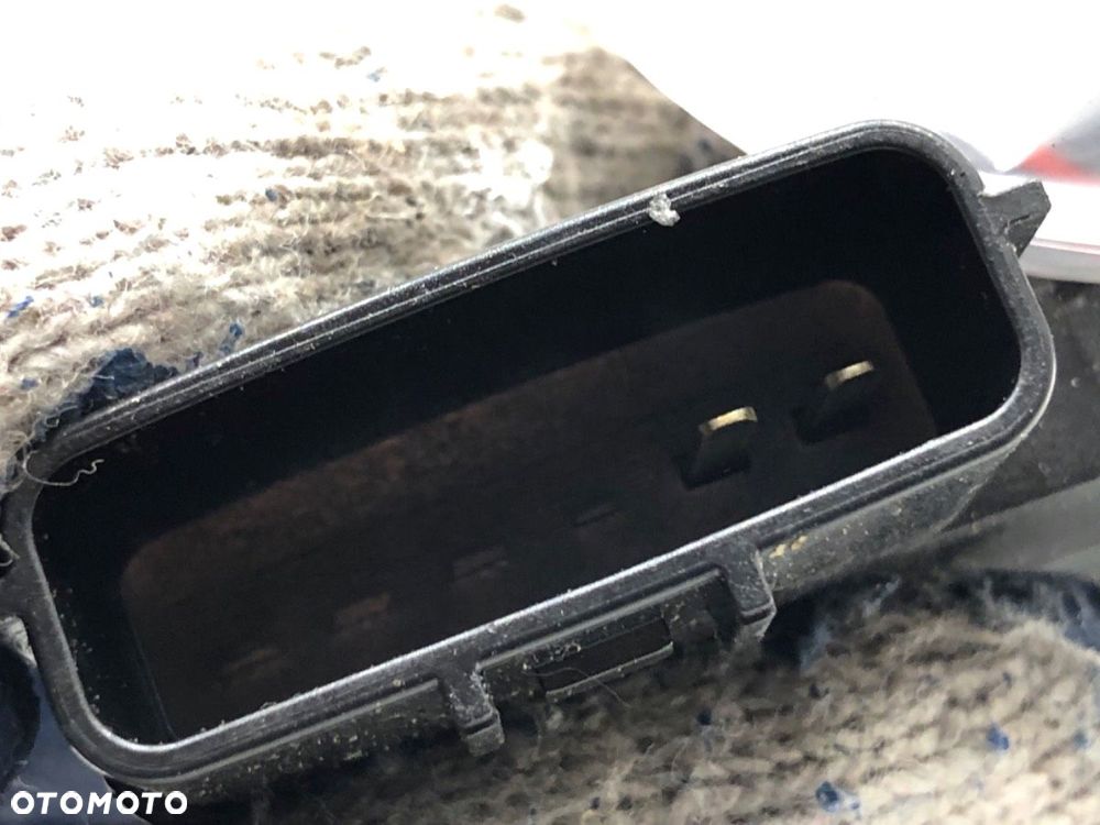 ZAMEK DRZWI LEWY TYŁ  NISSAN LEAF (ZE0) 2010 - 2022 Electric 80 kW [109 KM] elektryczny 2010 - 2022 - 4