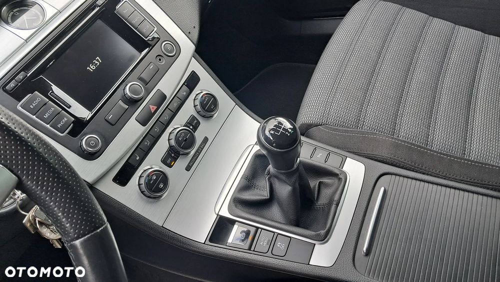 Volkswagen CC 2.0 TDI BlueMotion Technology - 29