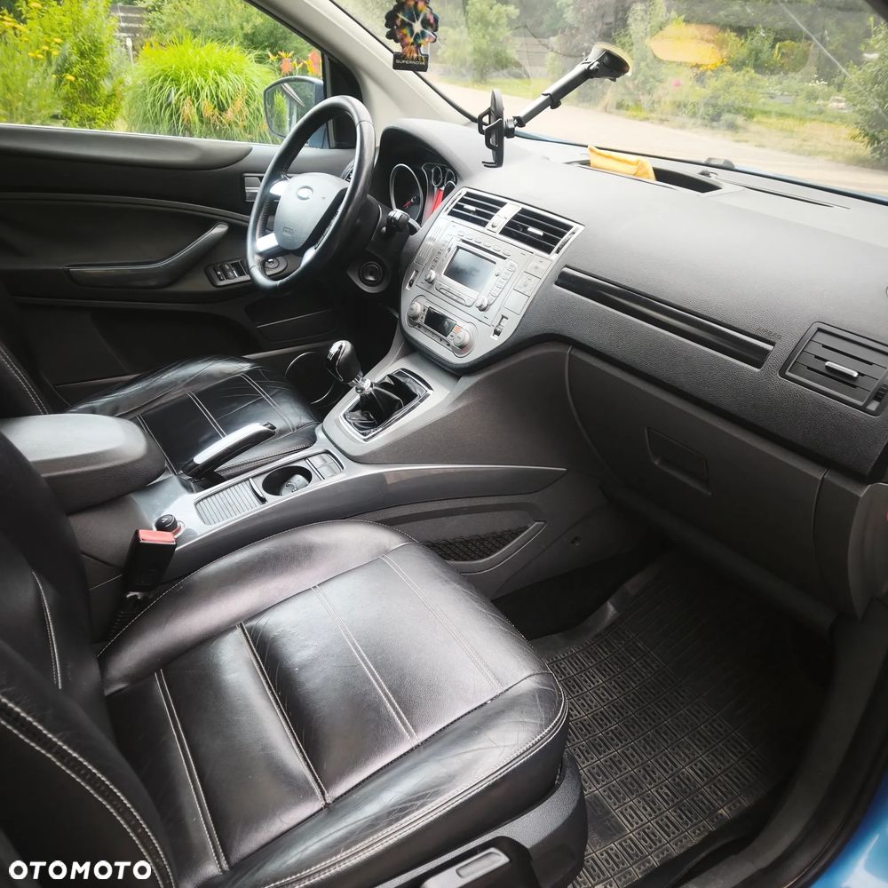 Ford Kuga 2.0 TDCi Titanium - 8