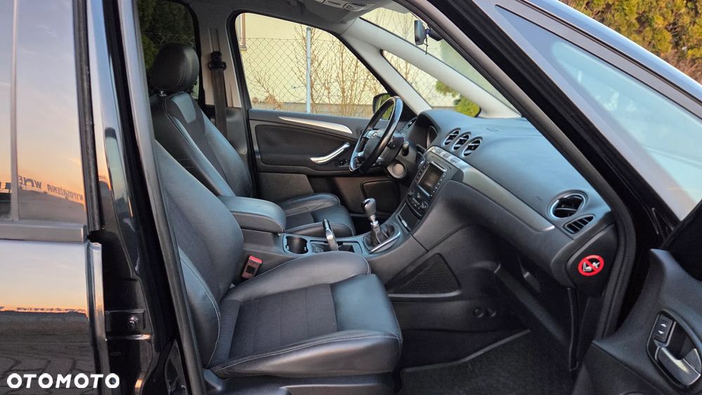 Ford S-Max 2.0 TDCi DPF Titanium X - 25