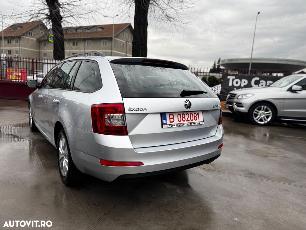 Skoda Octavia 2.0 TDI 4X4 DSG Style - 4