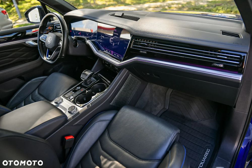 Volkswagen Touareg - 12