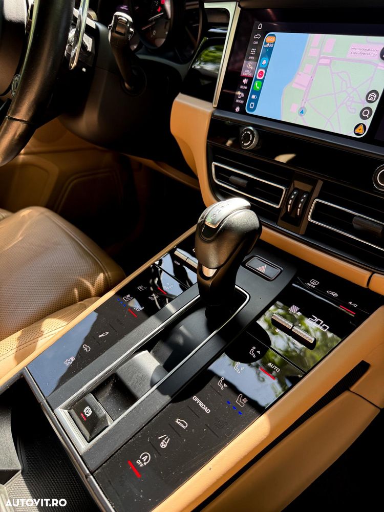 Porsche Macan - 15