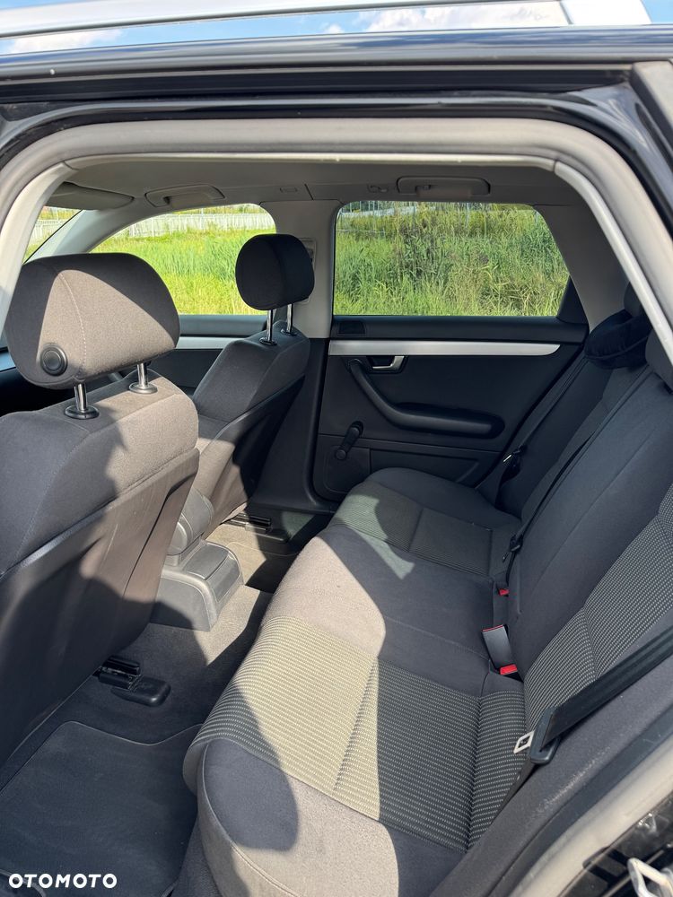 Audi A4 Avant 2.0 TDI - 13