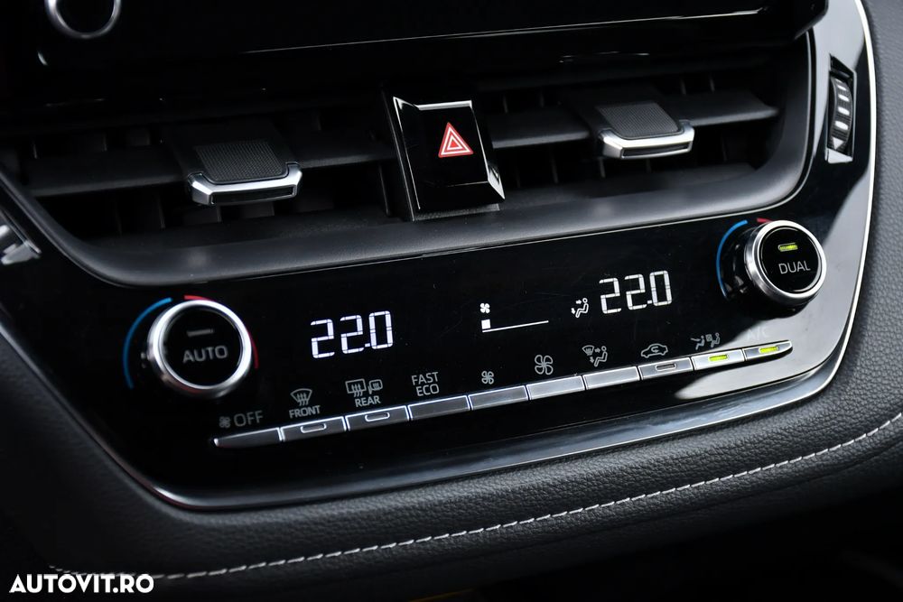 Toyota Corolla 1.8 HSD Exclusive - 21