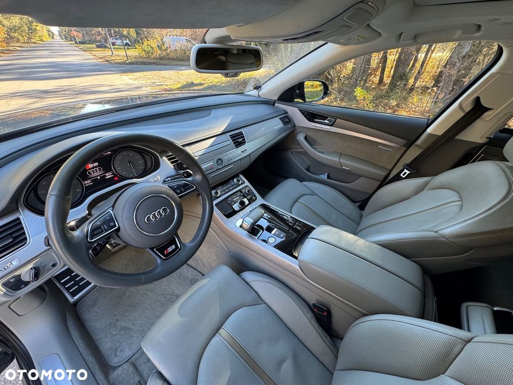 Audi S8 Plus 4.0 TFSI Quattro - 21