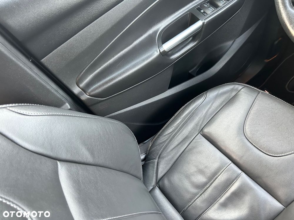 Ford Kuga 2.0 TDCi Titanium - 17