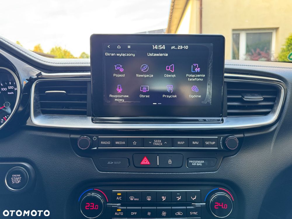 Kia Ceed 1.4 T-GDI DCT OPF Platinum Edition - 30