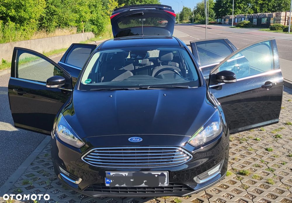 Ford Focus 1.5 EcoBoost STart-Stopp-System TITANIUM - 12