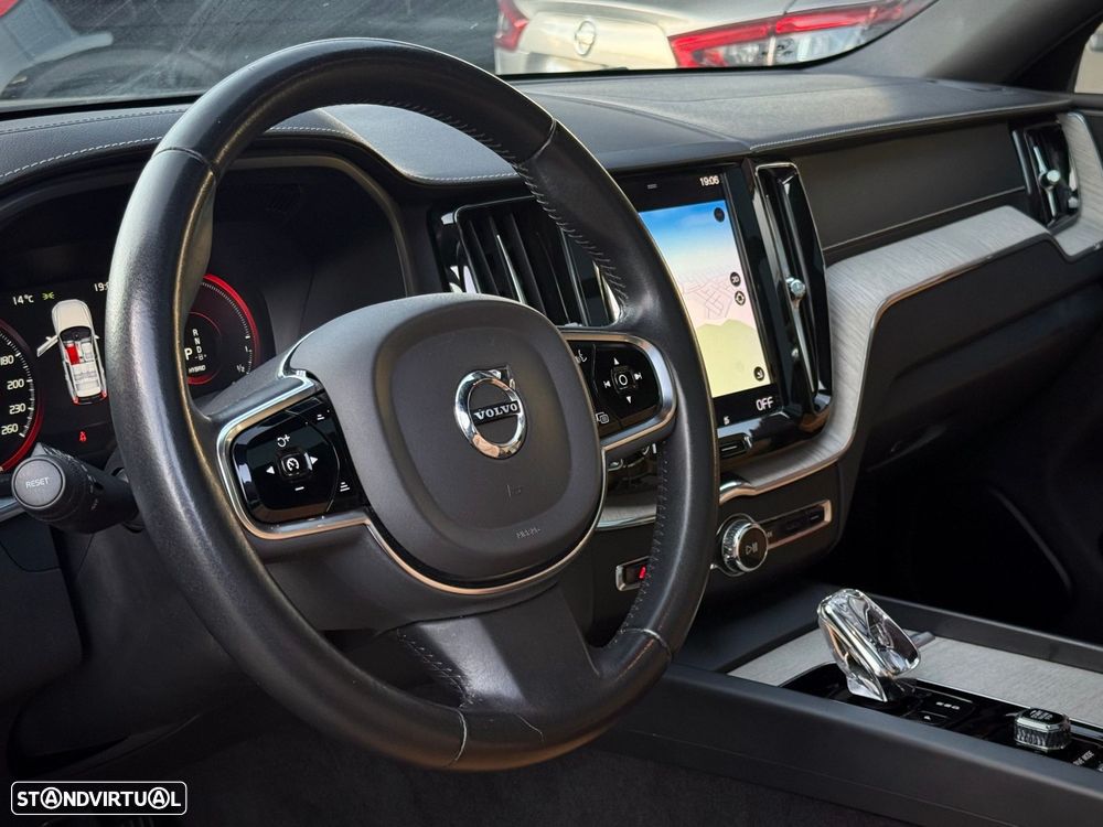 Volvo XC 60 2.0 T8 PHEV Inscription AWD - 5