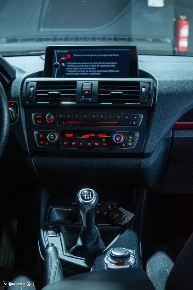 BMW 120 d Sport Line - 8