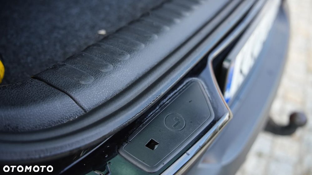 Volkswagen Tiguan 2.0 TDI DPF 4Motion BlueMotion Technology DSG Sport & Style - 33