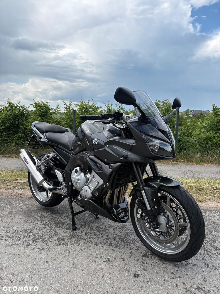 Yamaha FZ - 13
