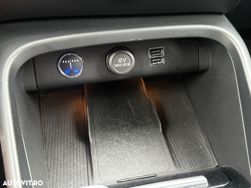 Volvo XC 40 D4 AWD Geartronic Inscription - 26