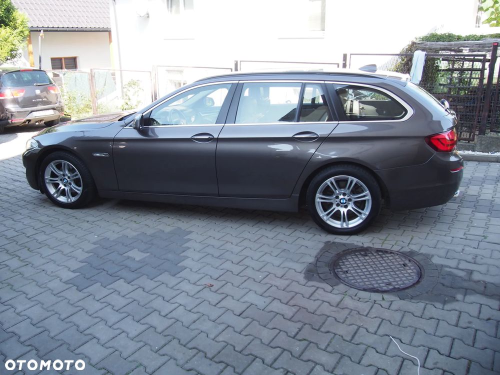 BMW Seria 5 520d Luxury Line - 7