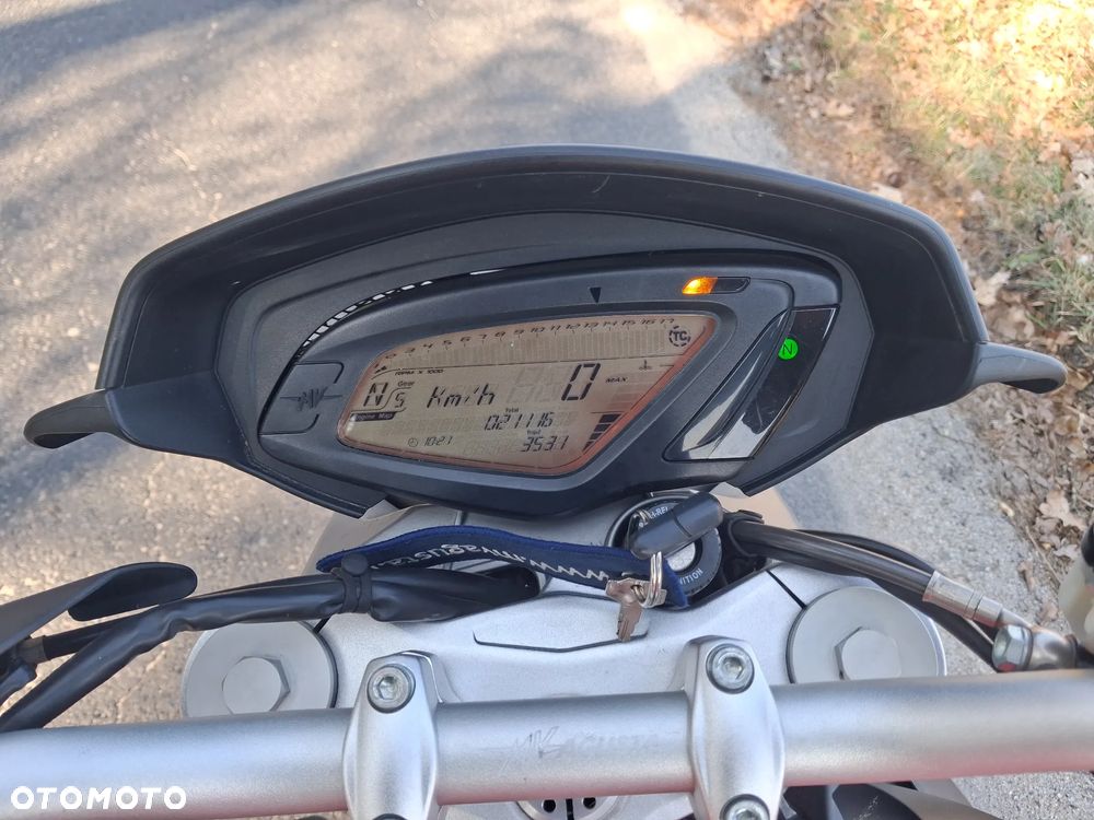 MV AGUSTA Brutale - 18