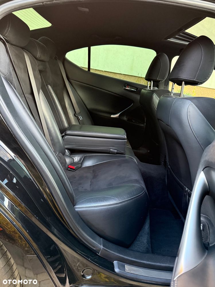 Lexus IS 250 F Sport - 10