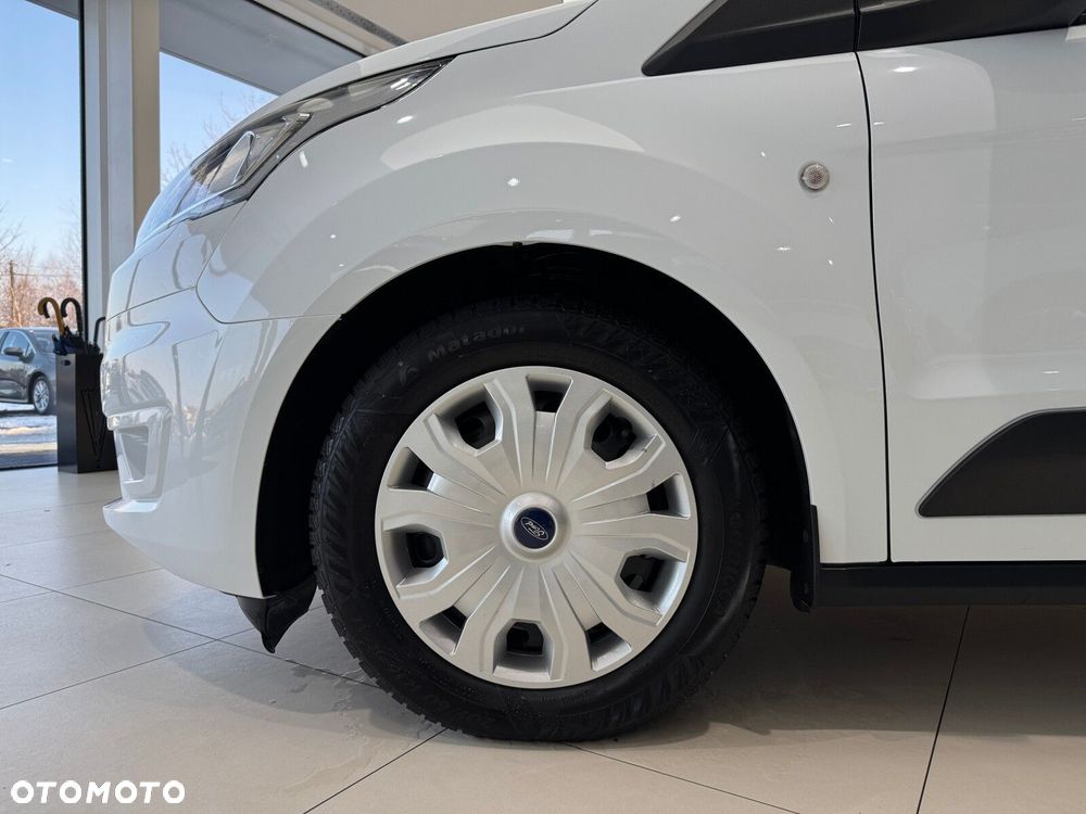 Ford Transit Connect - 19