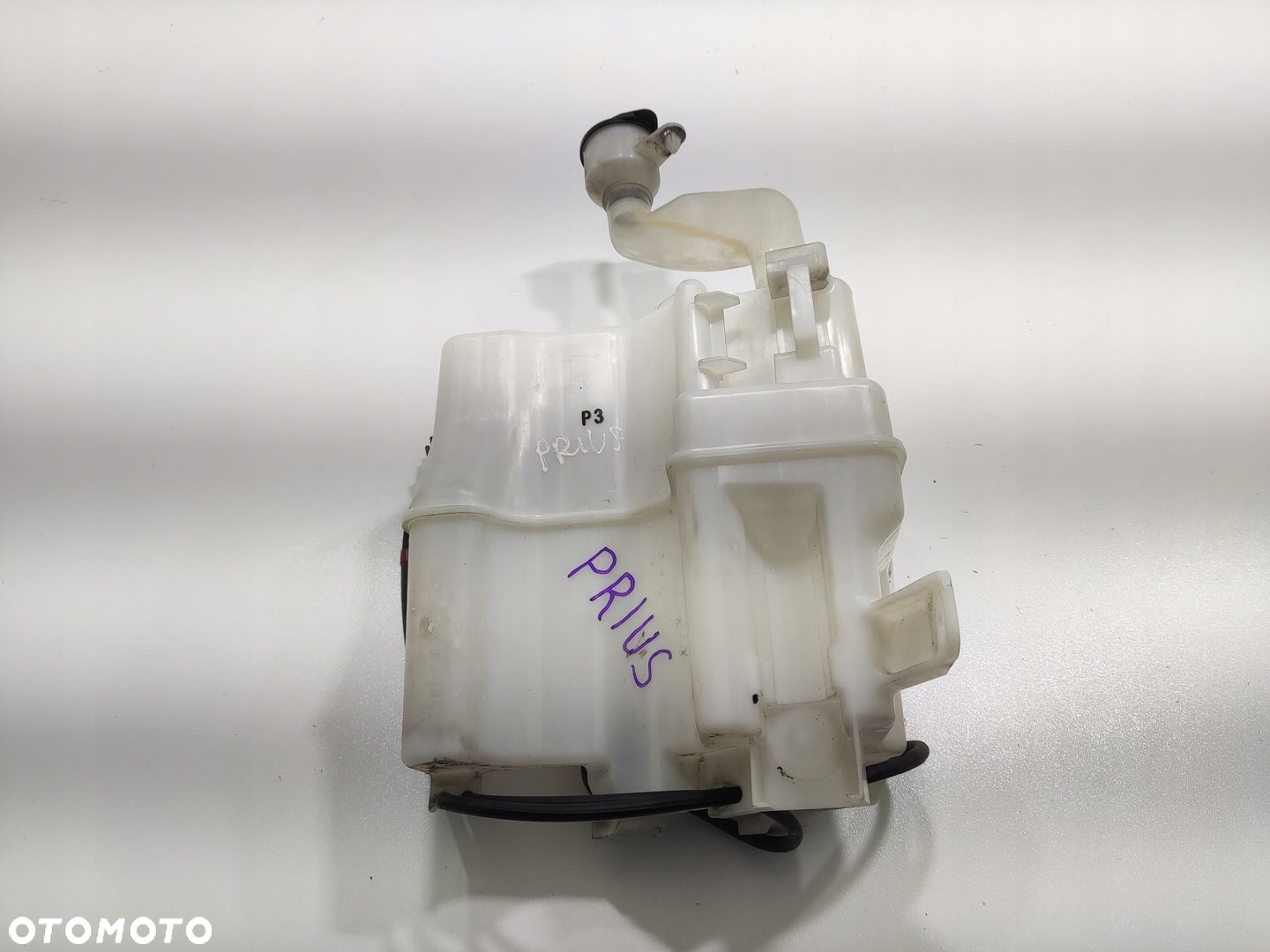 ZBIORNICZEK PŁYNU DO SPRYSKIWACZY TOYOTA PRIUS III 2009-2015 - 3