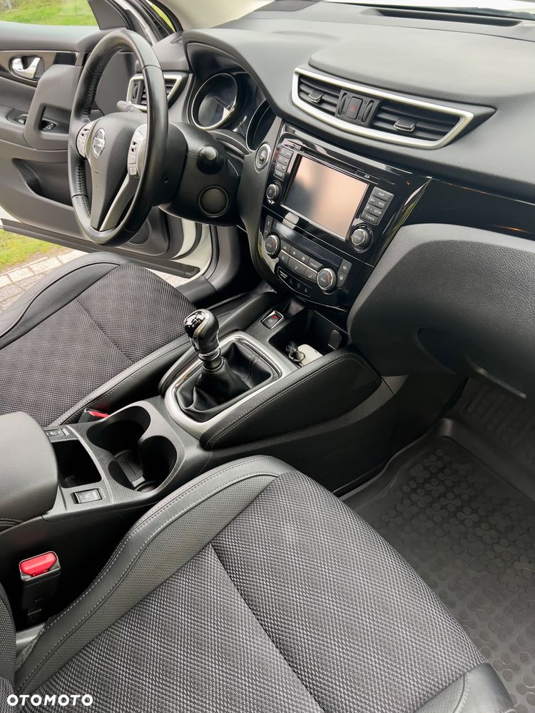 Nissan Qashqai 1.6 DIG-T Tekna - 10