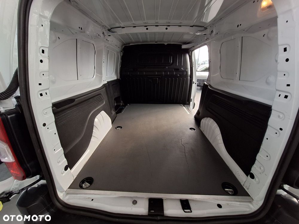 Toyota Proace City D-4D Long 2,3t Active (bryg.) - 23