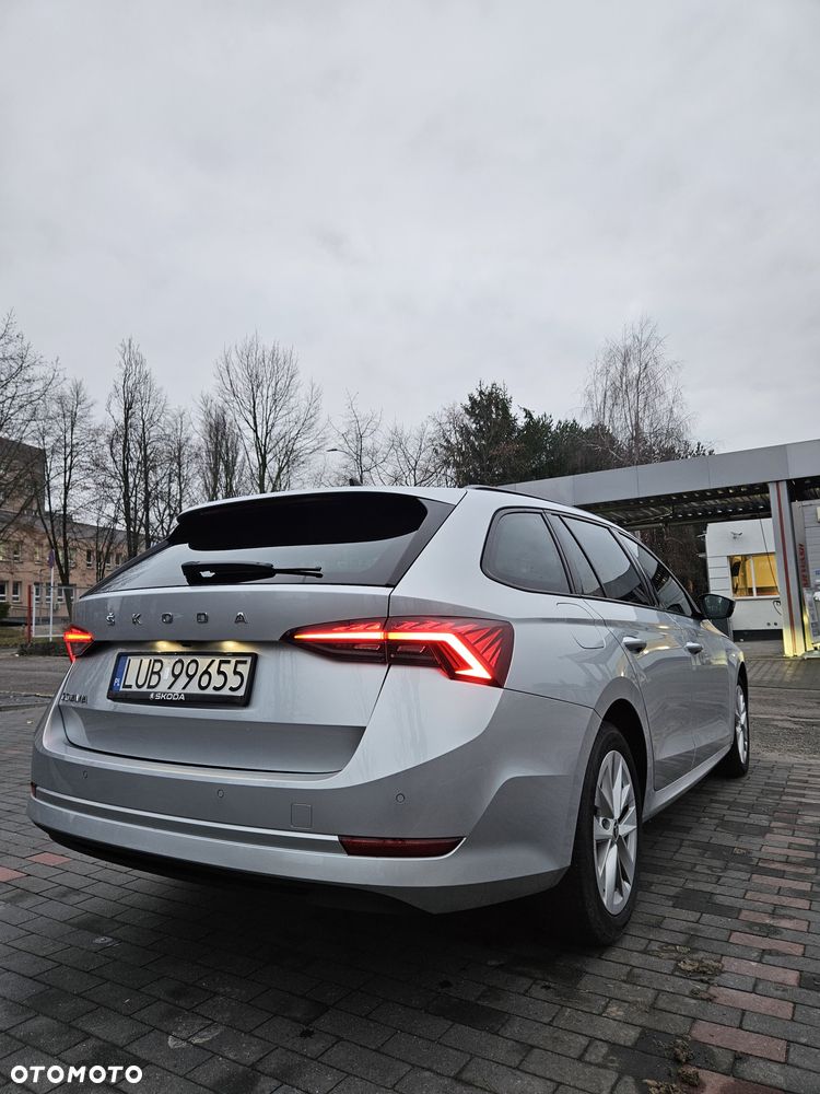 Skoda Octavia 2.0 TDI Ambition - 1