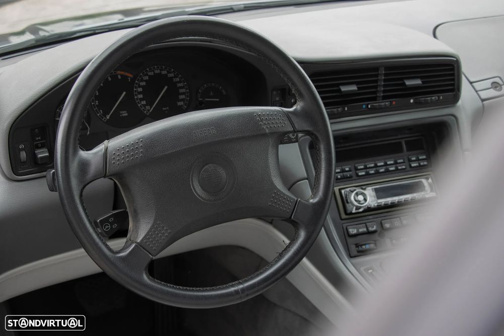 BMW 850 i A - 27