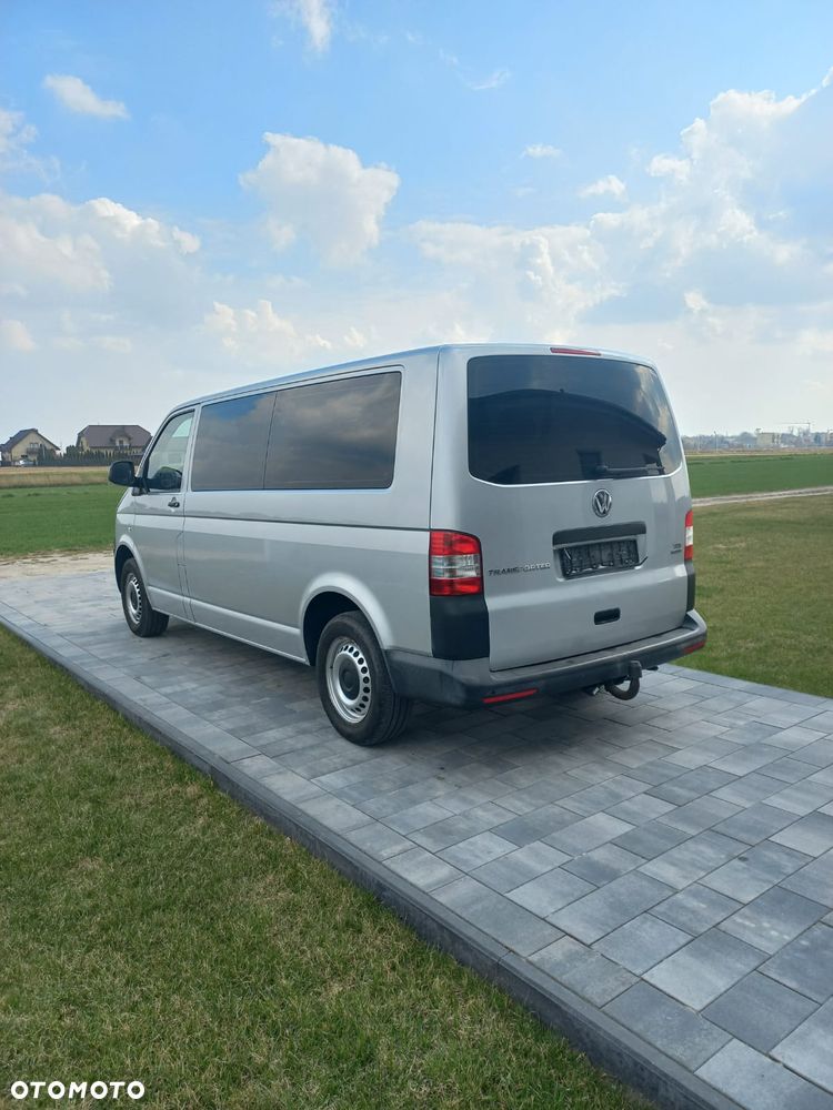 Volkswagen Transporter L2H1 - 2