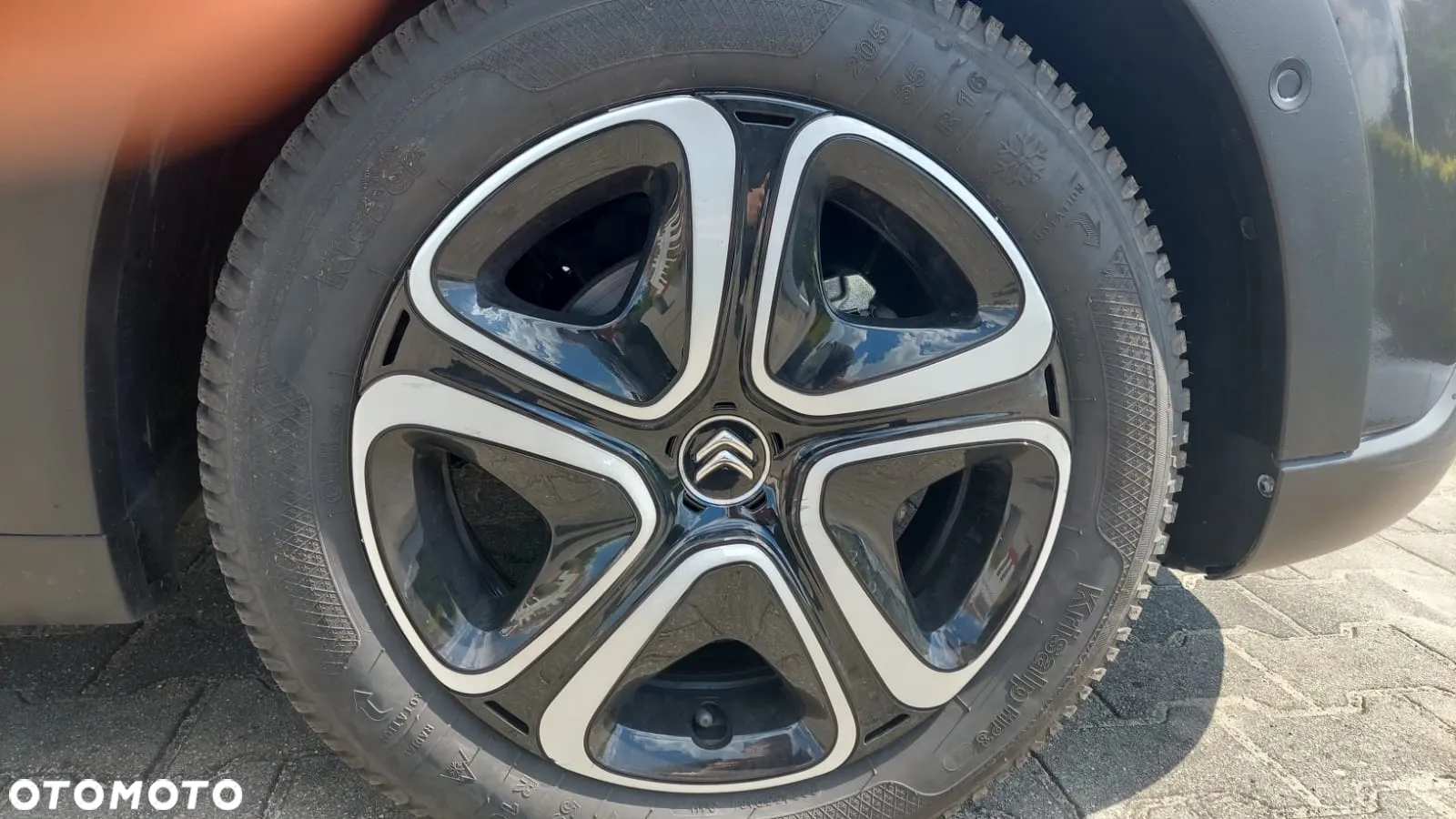 Citroën C3 1.2 PureTech Shine S&S EAT6 - 24