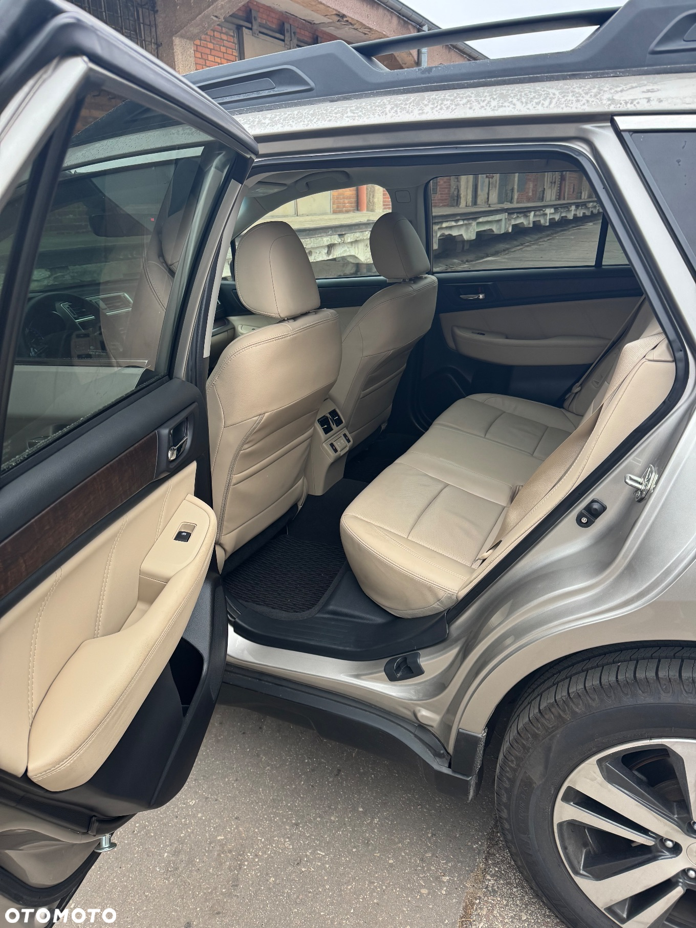 Subaru Outback - 13