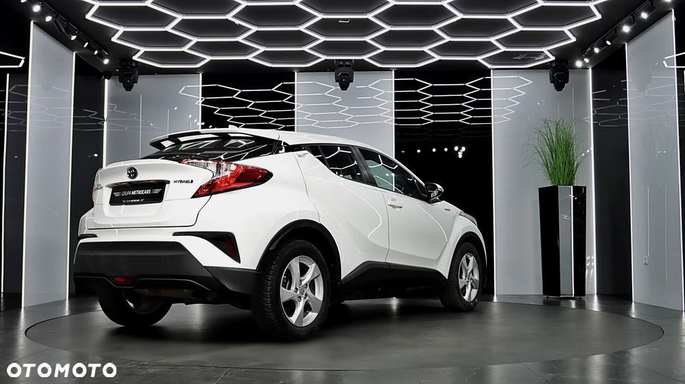 Toyota C-HR - 8