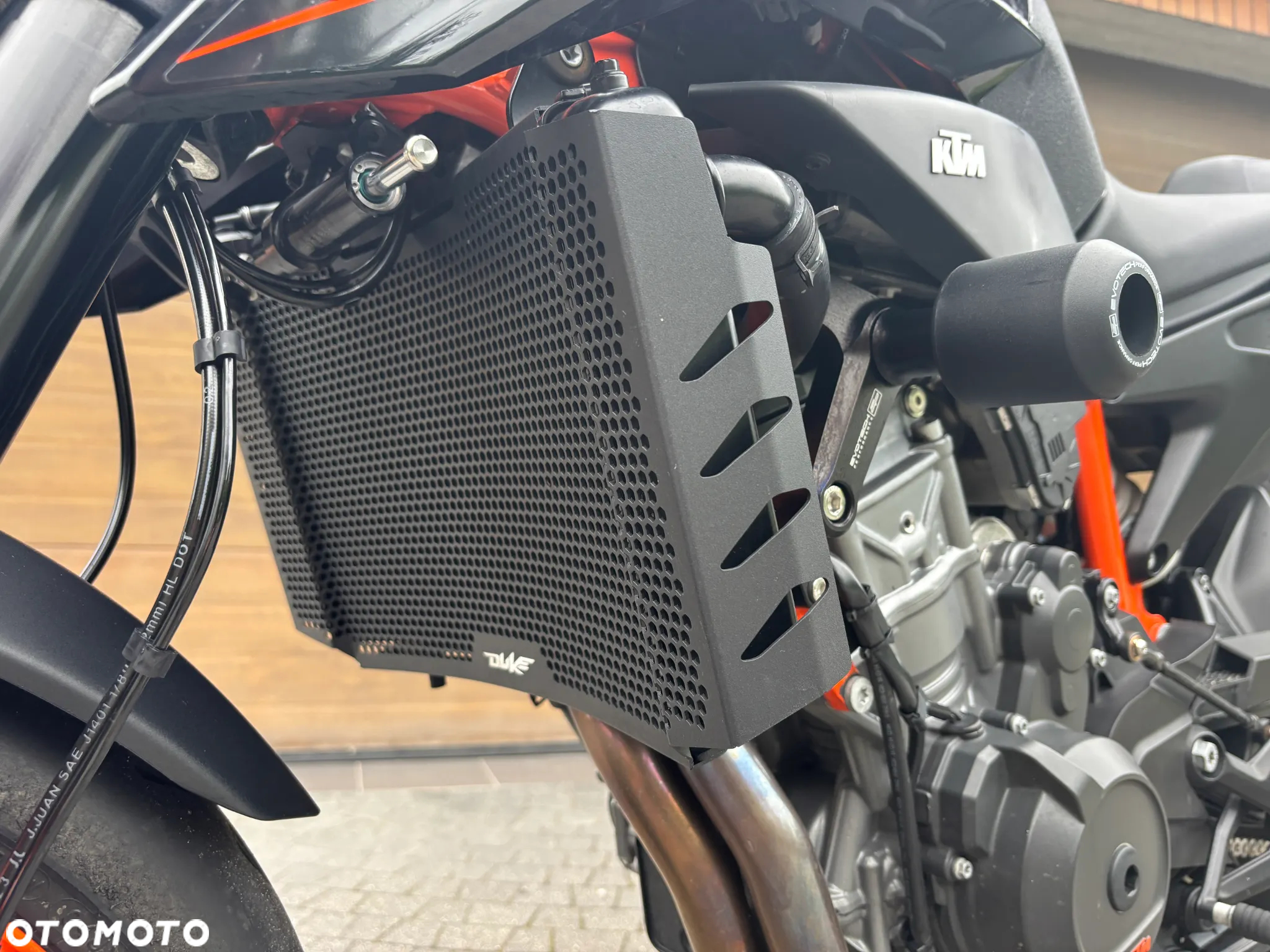 KTM Duke - 10