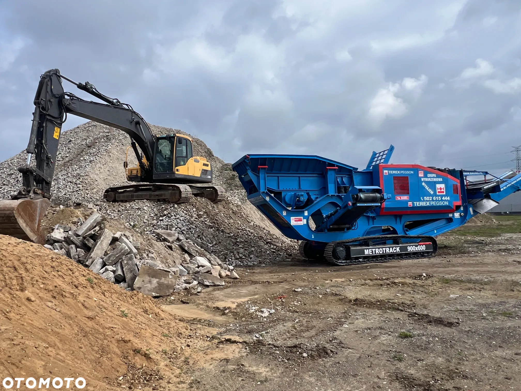 Terex wynajem kruszarka szczękowa samojezdna + koparka gąsienicowa z młotem i gryzakiem - 3