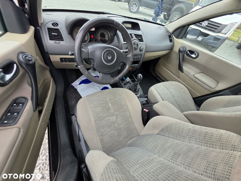 Renault Megane - 2
