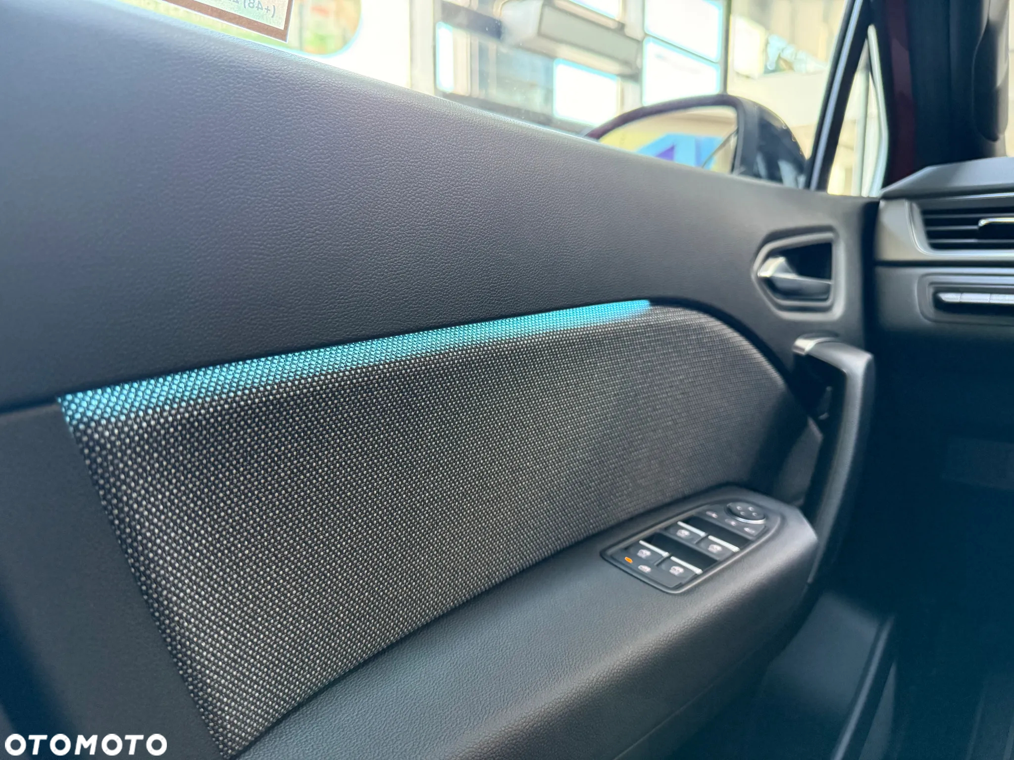 Renault Captur - 13