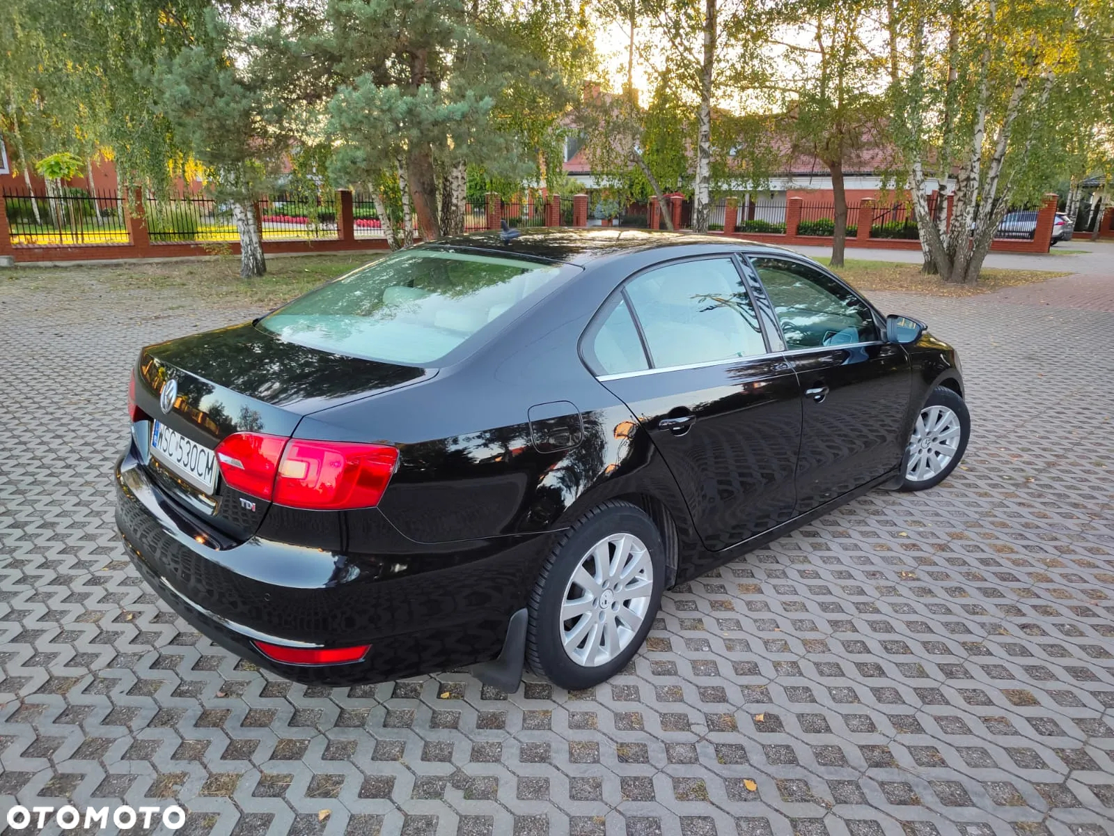 Volkswagen Jetta 1.6 TDI Highline - 4