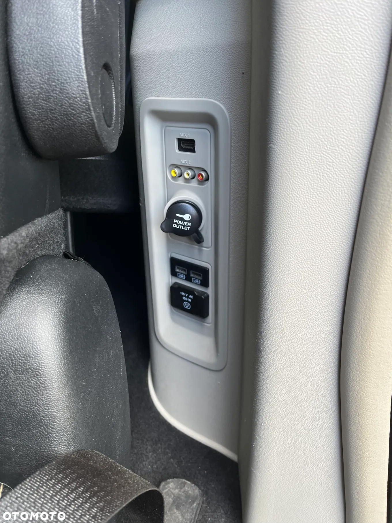 Chrysler Town & Country 3.6 Touring - 12