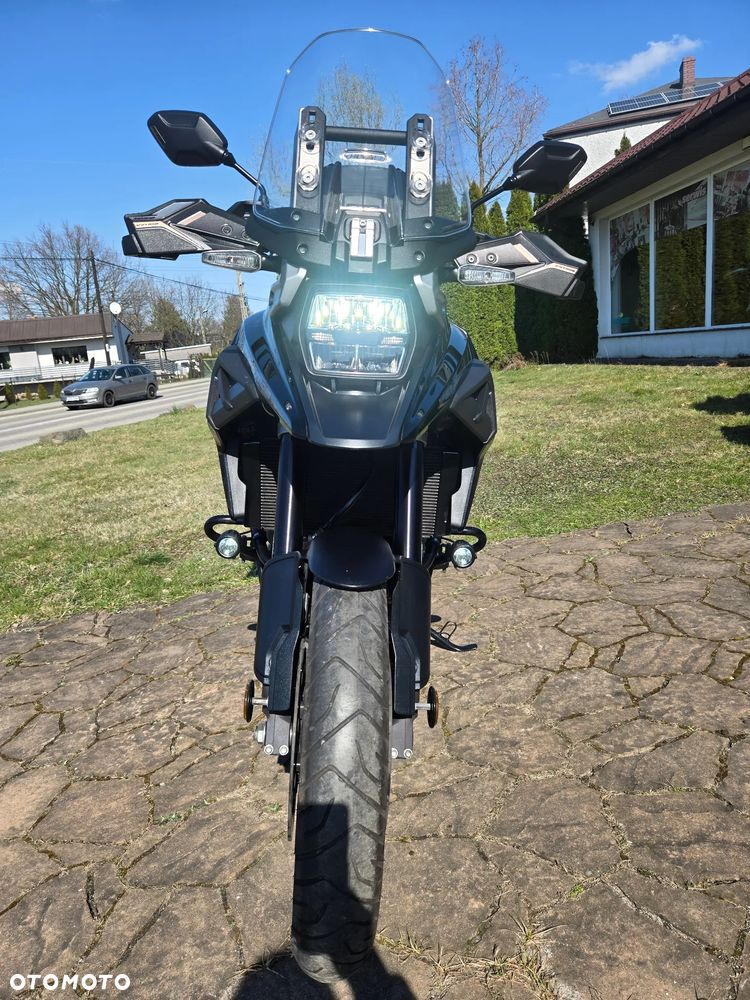 Suzuki V-STROM - 20