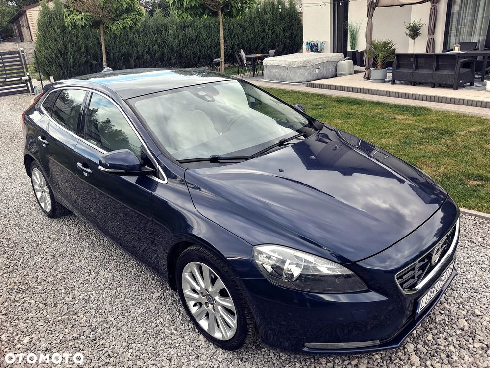 Volvo V40 D2 Momentum - 10