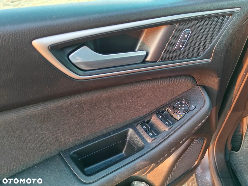 Ford Galaxy 2.0 TDCi Titanium - 23