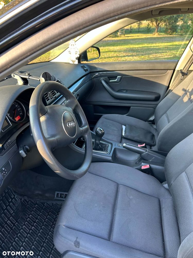 Audi A4 Avant - 6