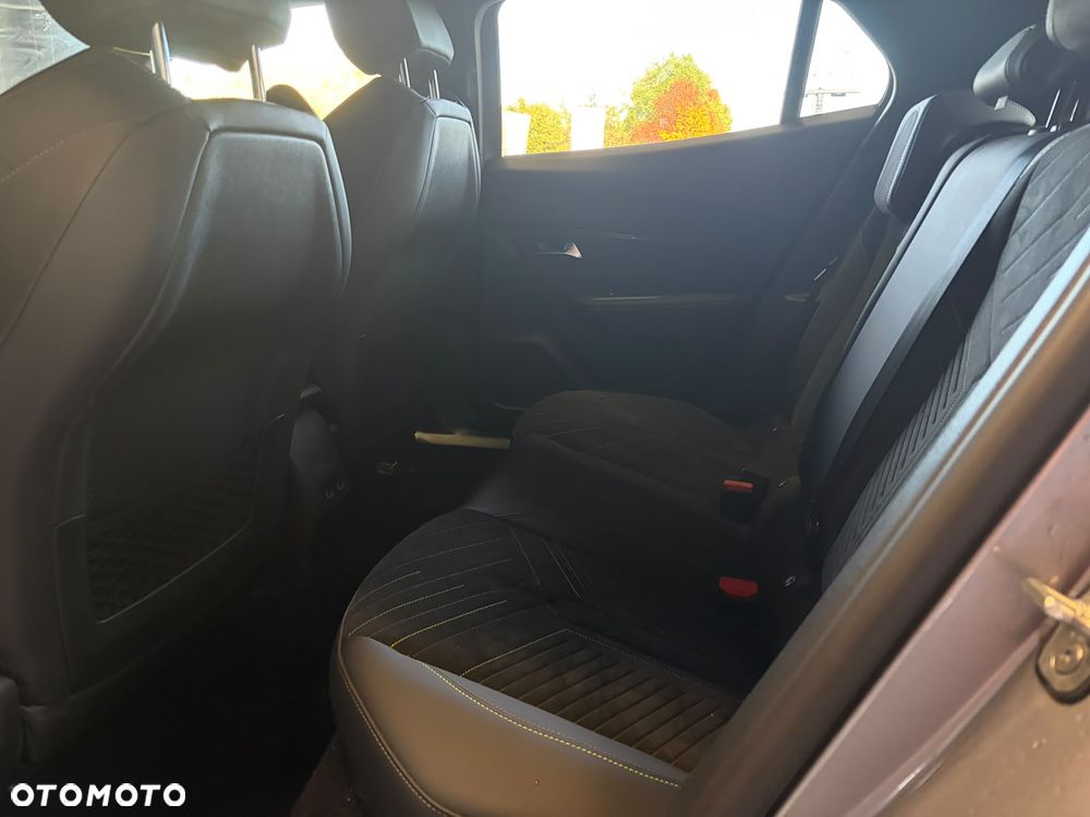 Peugeot 2008 1.2 PureTech GT S&S EAT8 - 20