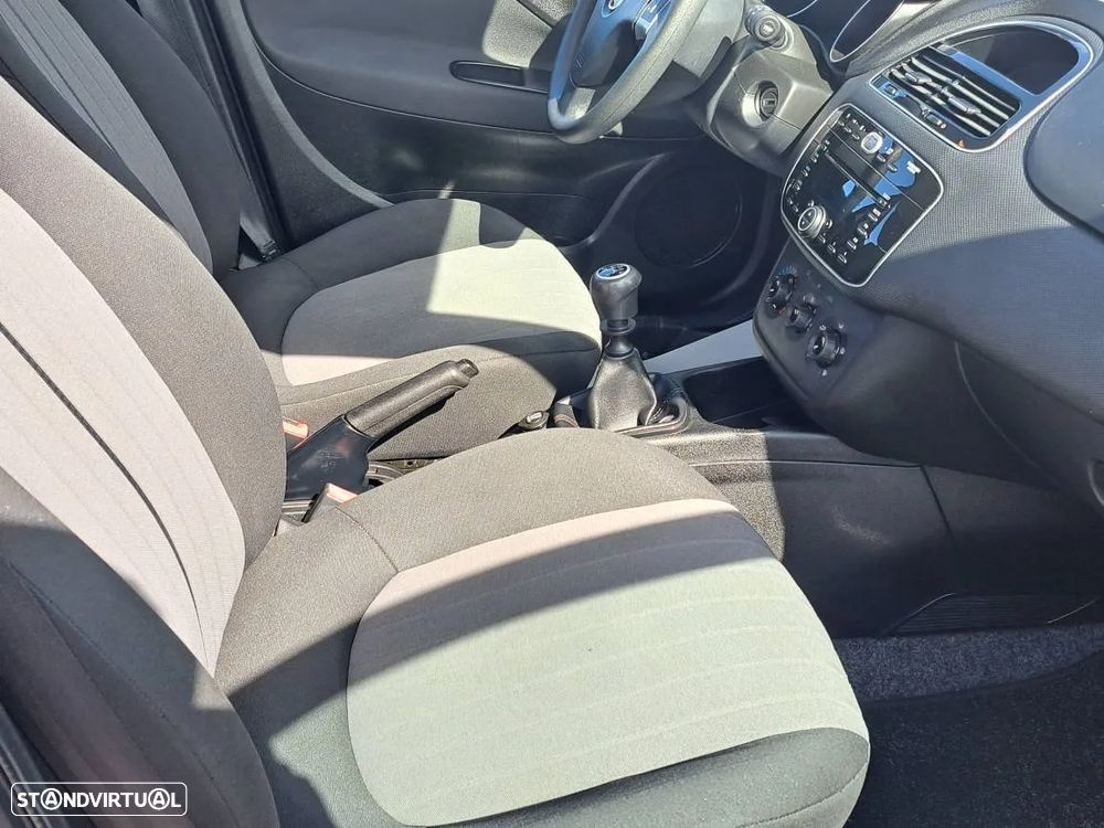 Fiat Punto 1.2 Easy S&S - 22