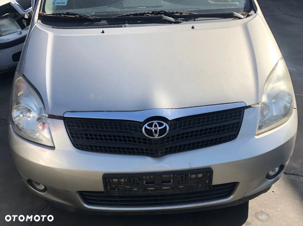 TOYOTA COROLLA VERSO I  MASKA LAMPA LEWA PRAWA