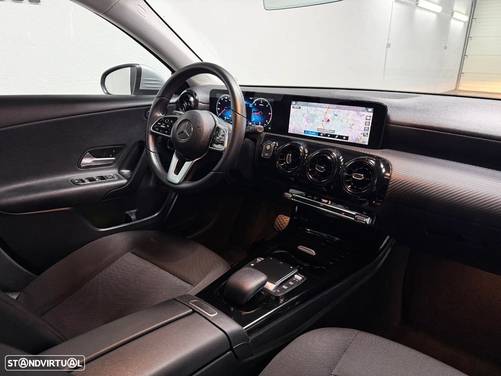 Mercedes-Benz A 180 Limousine d Business Solutions Aut. - 10