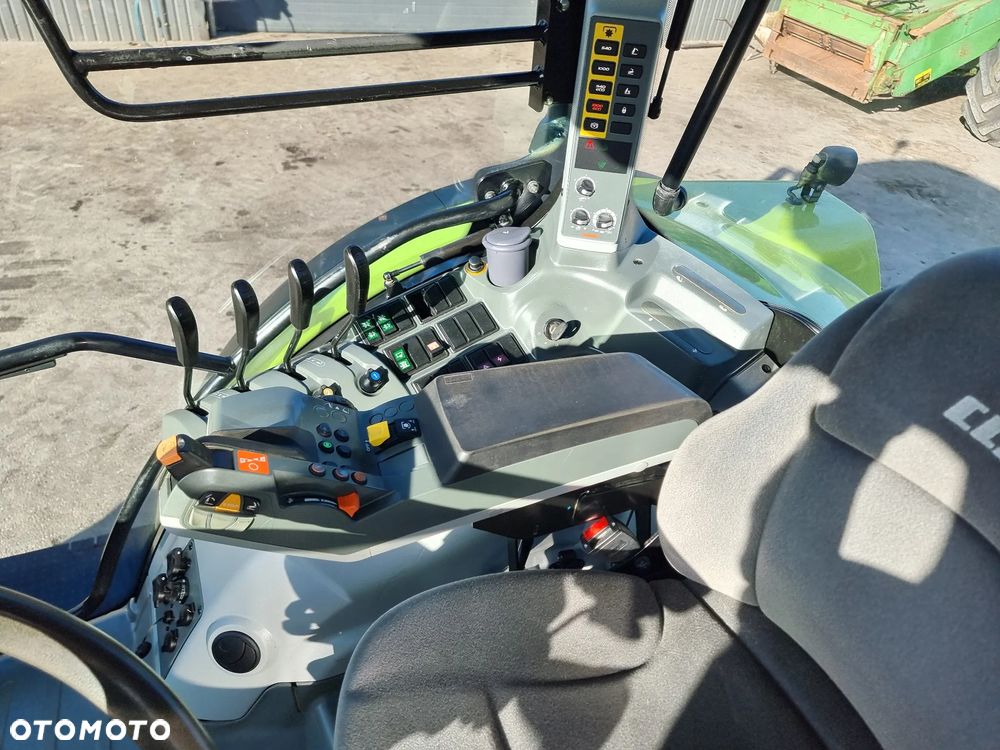 Claas Arion 530 - 8