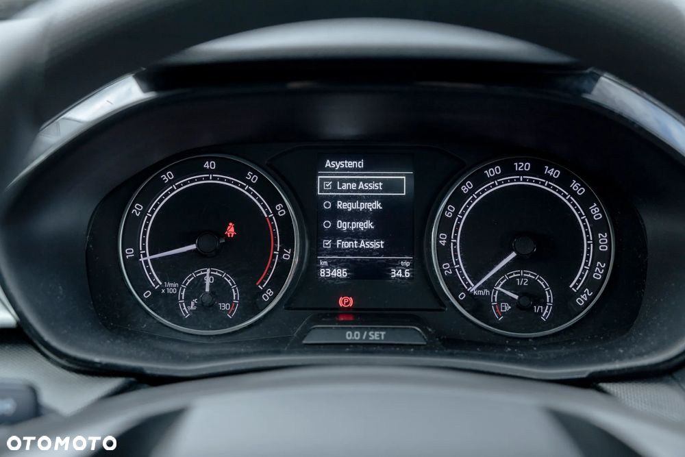 Skoda Fabia - 16
