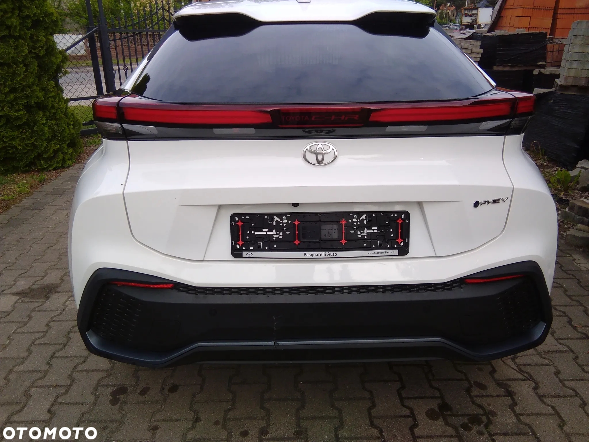 Toyota C-HR 2.0 PHEV Dynamic Force Comfort Plus - 3